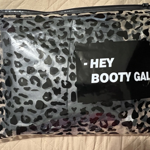 NWT Booty Gal high waisted faux leather leggings - XL - Picture 12 of 13